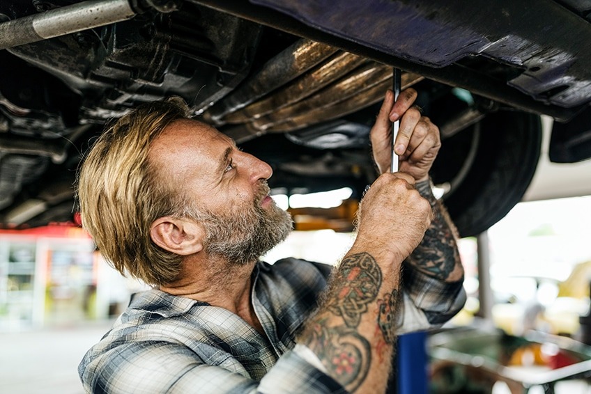 How To Fix A Gas Leak In A Car? - Taused How To's